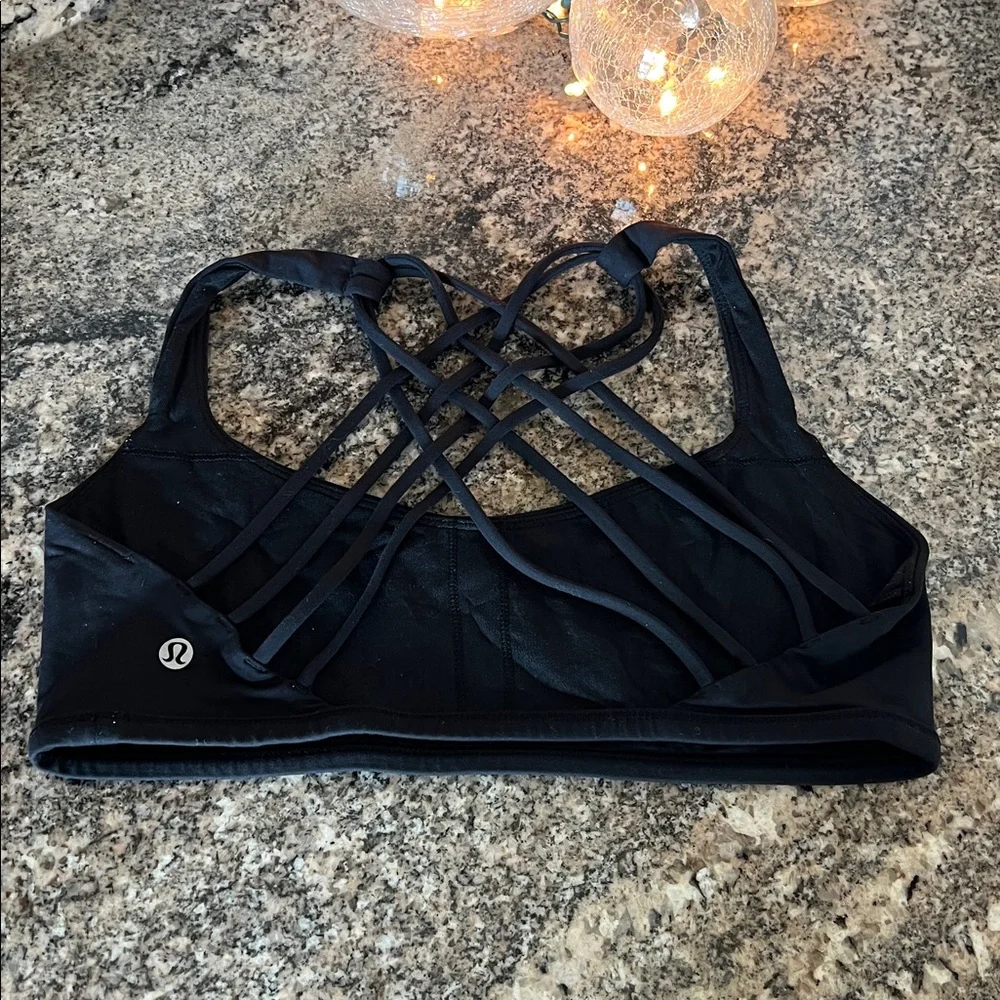 Lululemon Free To Be Bra